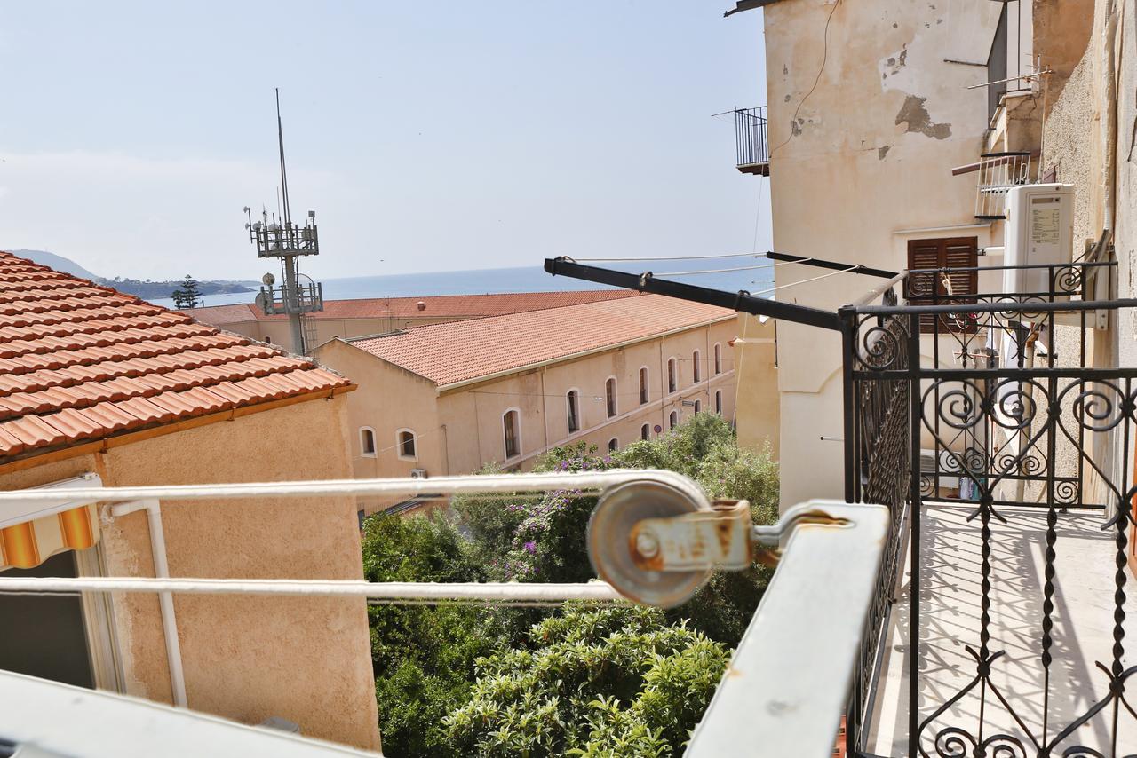 Palazzo Melnis Bed & Breakfast Cefalu Ngoại thất bức ảnh