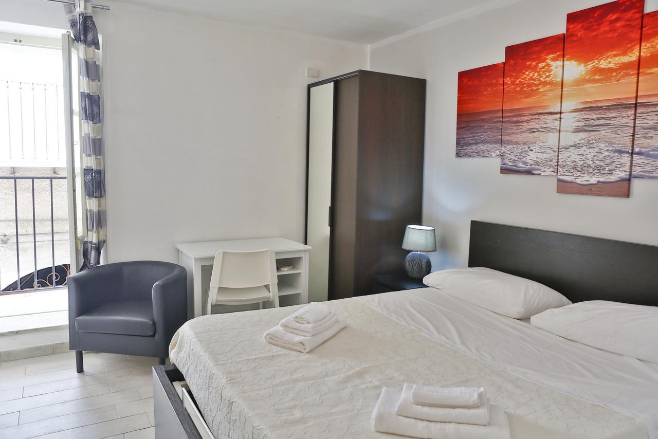 Palazzo Melnis Bed & Breakfast Cefalu Ngoại thất bức ảnh